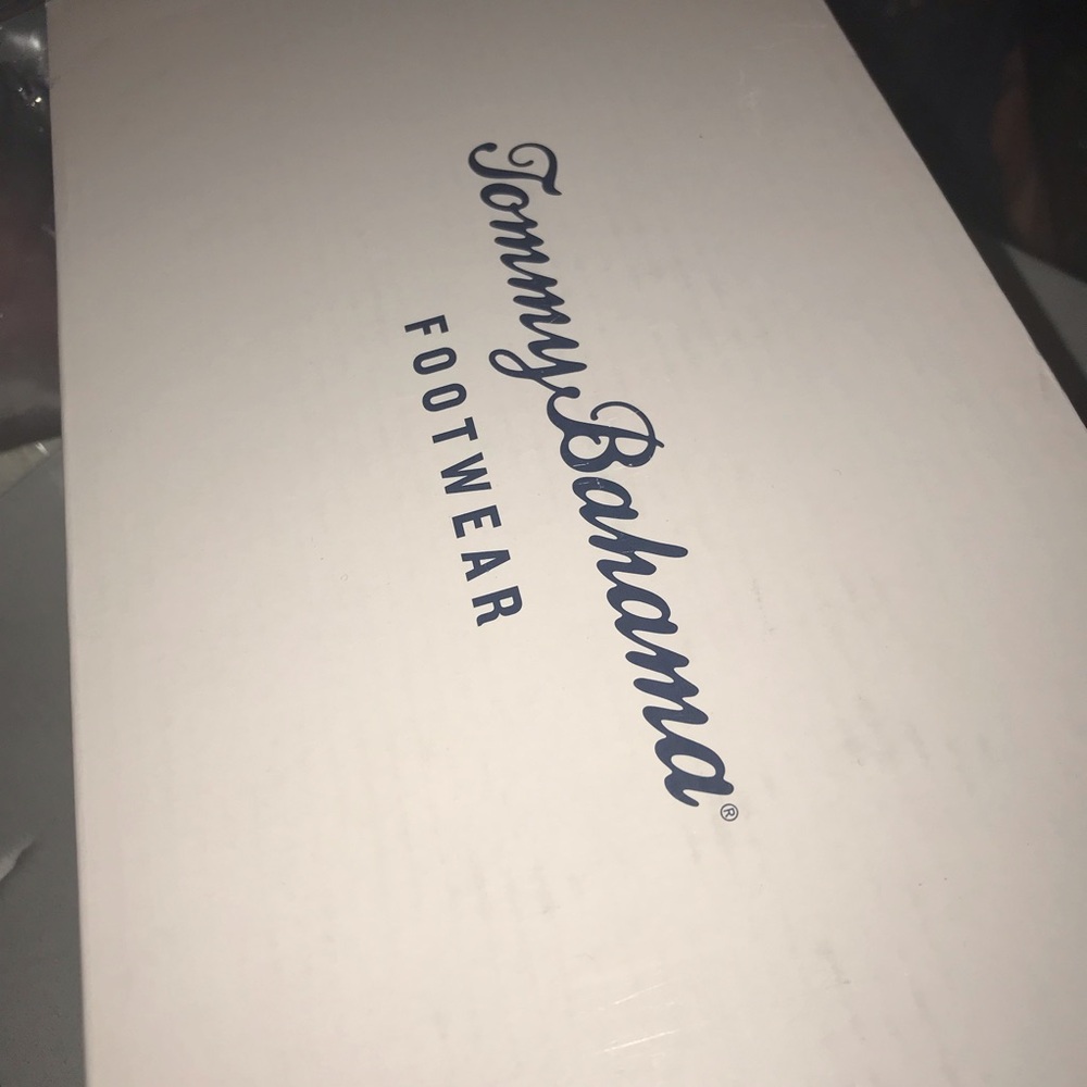 Tommy Bahama Striped Sailor Slip On Sneakers NIB - Picture 4 of 9